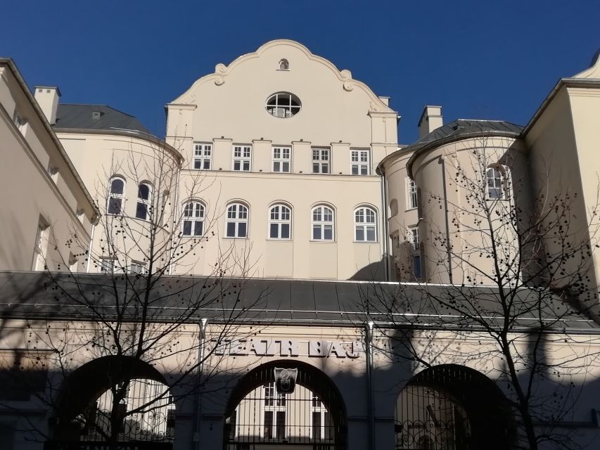 Warsaw: 2-Hour Praga Walking Tour - Seeing Praga through The Pianist