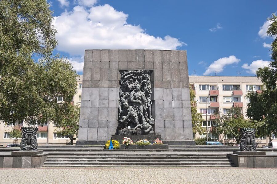 Warsaw: 3-Hour Panoramic City Bus Tour with Pickup - Walking the Old Town and Barbican