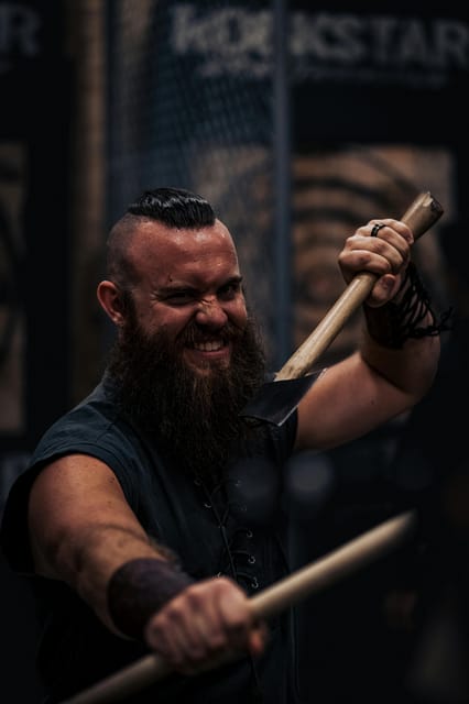 Warsaw: Axe Throwing Experience - Getting Started With Professional Instruction