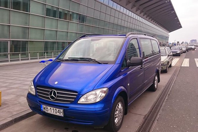 Warsaw Chopin Airport private transfer 5 to 8 passengers - What the 30-minute transfer is like