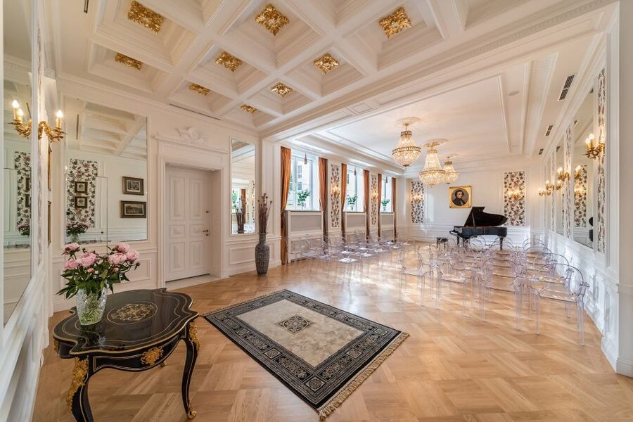 Warsaw: Chopin Concert Ticket With Glass of Champagne - What the $44 price really buys you