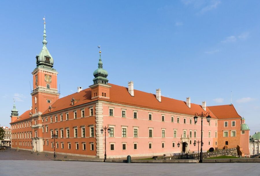 Warsaw: City Highlights Tour with hotel Pick up /Drop Off - Castle Square and the royal heart of the Old Town