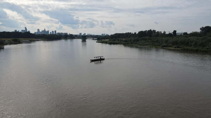 Warsaw: cruise on the Vistula - Sunset, photographs, and the right time to go