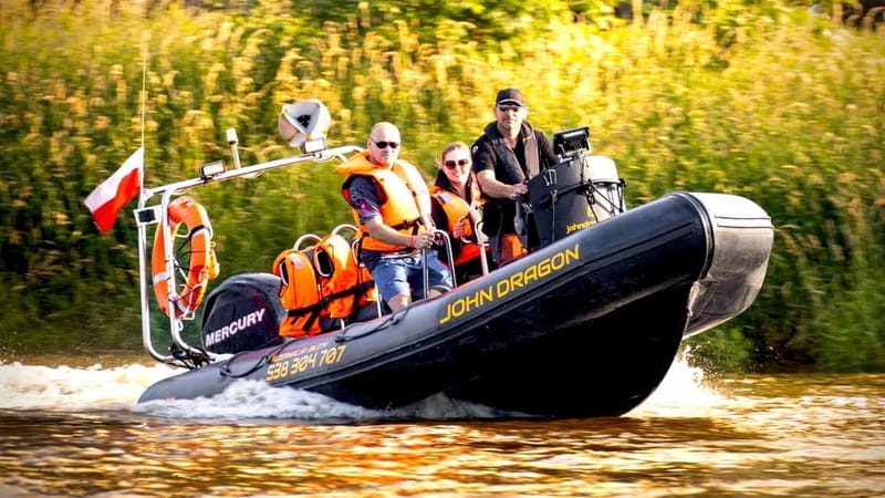 Warsaw: Explore the Vistula on Its Longest Speedboat Route - Why this Vistula ride feels different from a standard city cruise