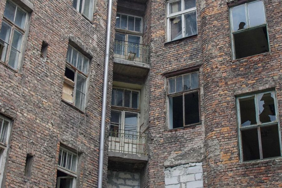 Warsaw: Ghetto, Jewish Cemetery & POLIN Museum Private Tour - Guide quality and the value of a private group