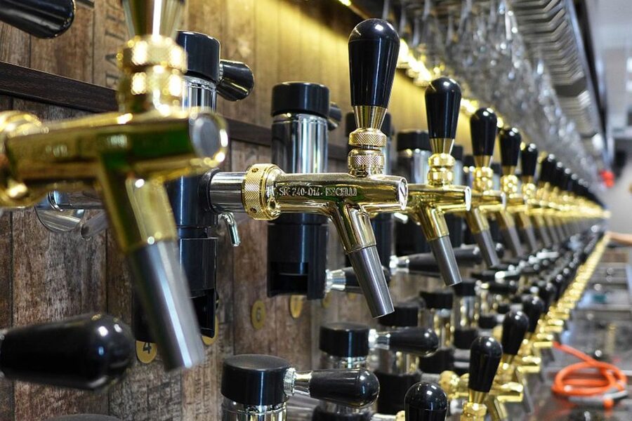 Warsaw: Guided Craft Beer Tour - Why Warsaw is worth exploring one beer at a time