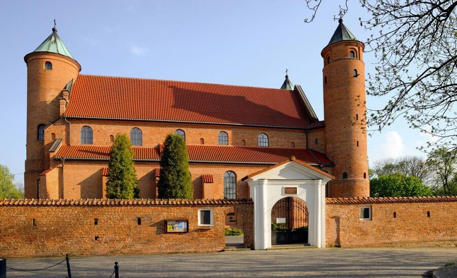 Warsaw: Half-Day Private Chopin Tour to Zelazowa Wola - A private format with real practical value