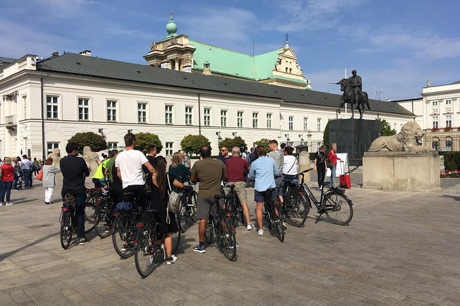Warsaw Highlights by Bike with Breathtaking Sceneries - What the pace feels like on the road