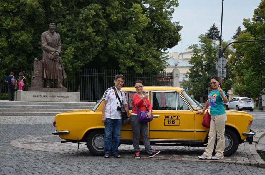Warsaw: Historic Private Tour in Retro Fiat - Key points to know before booking