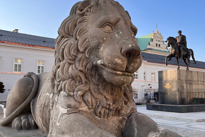 Warsaw History and Reality Walking Tour - St. Anne’s Church and Royal Castle Square