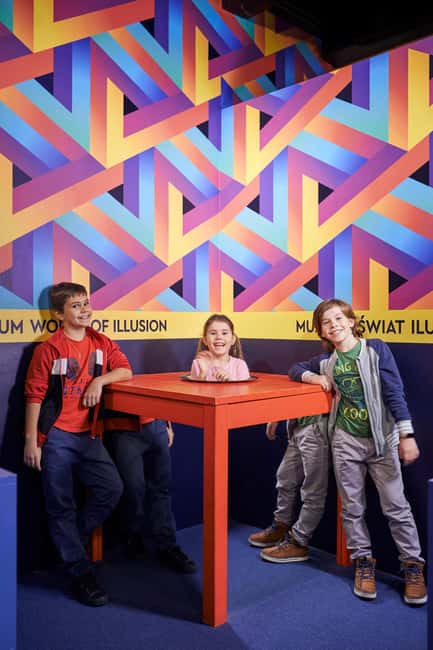 Warsaw: Museum World of Illusion Entry Ticket - Why the interactive format matters