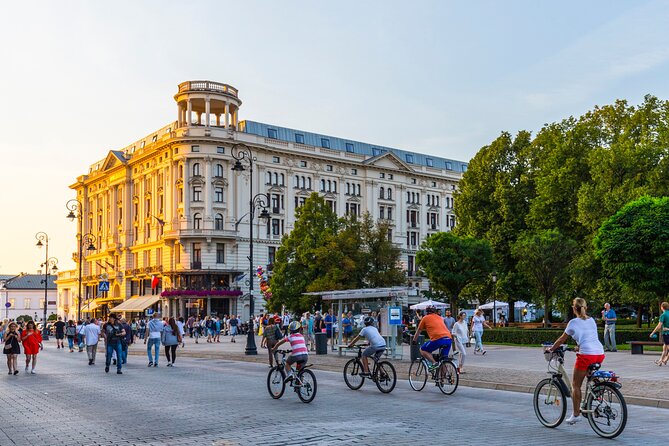 Warsaw Must-See Local City Tour with Antek and Tomek - Why this two-hour route works