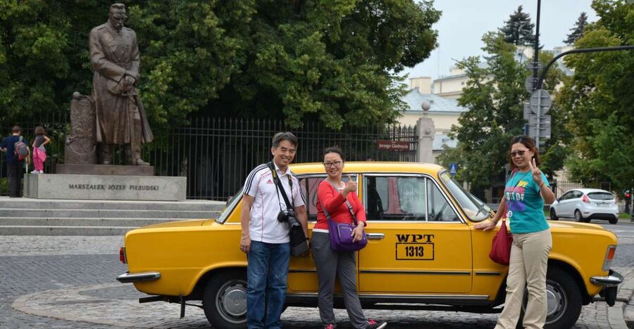 Warsaw Must-Sees: 4-Hour Private Tour by Retro Fiat - Starting in Warsaw’s rebuilt Old Town