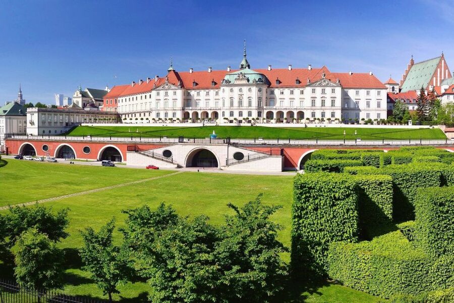 Warsaw: Old and New Town Private Walking Tour - What the private format adds