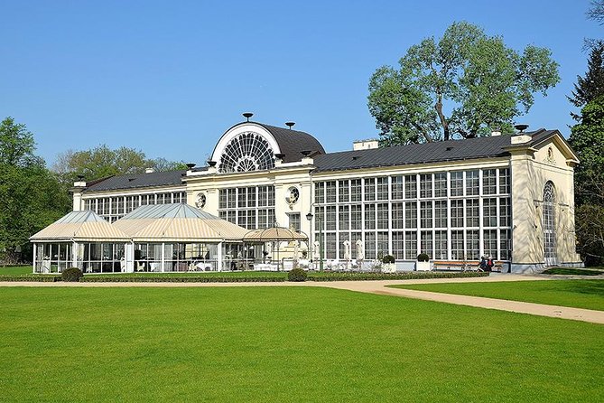 Warsaw Old Town with Royal Castle + Lazienki Park: SMALL GROUP /inc. Pick-up/ - Old Town: Warsaw’s symbolic heart in 30 minutes