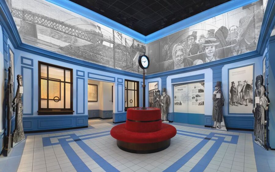 Warsaw: POLIN Museum of the History of Polish Jews Ticket - The audio guide and self-guided format