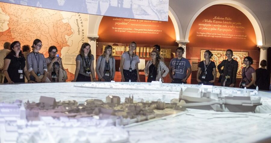 Warsaw: POLIN Museum of the History of Polish Jews Ticket - How long should you allow?