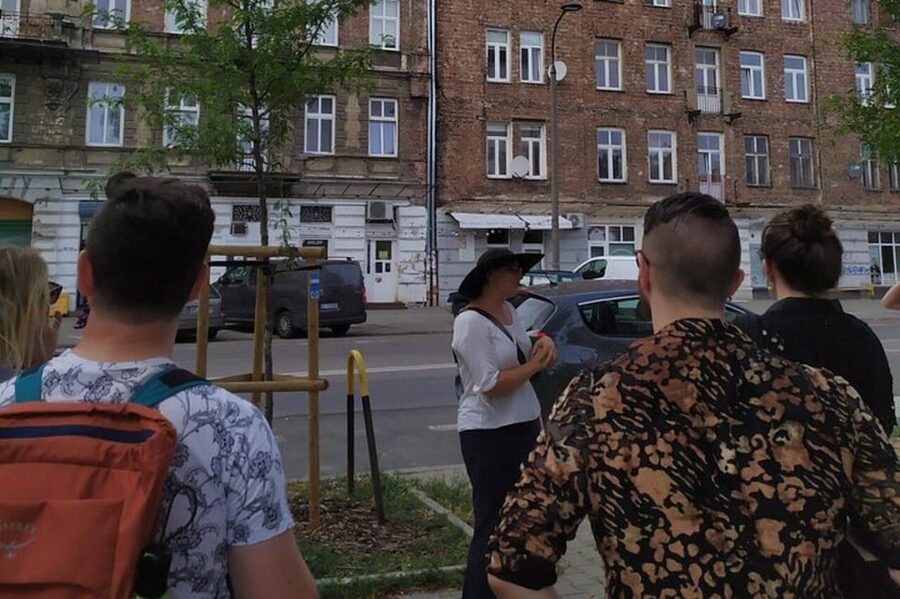 Warsaw Praga -- where modern, traditional, and bohemian meet - Warsaw Fight Club murals and film connections