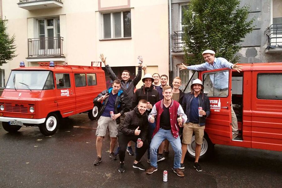 Warsaw: Private 3-Hour Tour by Communist Van - What the guide adds to a private group