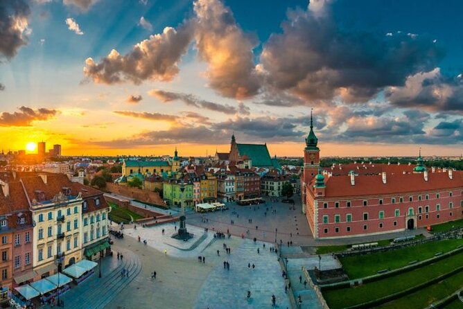 Warsaw Private Walking Tour - The Warsaw Uprising Monument and New Town