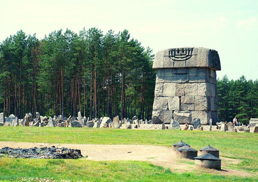 Warsaw: Small-Group Tour to Treblinka Extermination Camp - The 840-prisoner escape attempt