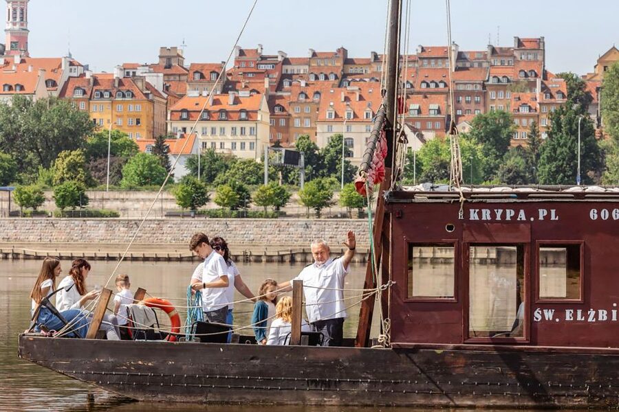 Warsaw: Traditional Galar Cruise on The Vistula River - Should you book the traditional Galar cruise?
