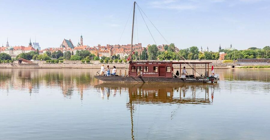 Warsaw: Traditional Galar Cruise on The Vistula River - Świętokrzyski Bridge, Praga, and Port Praski