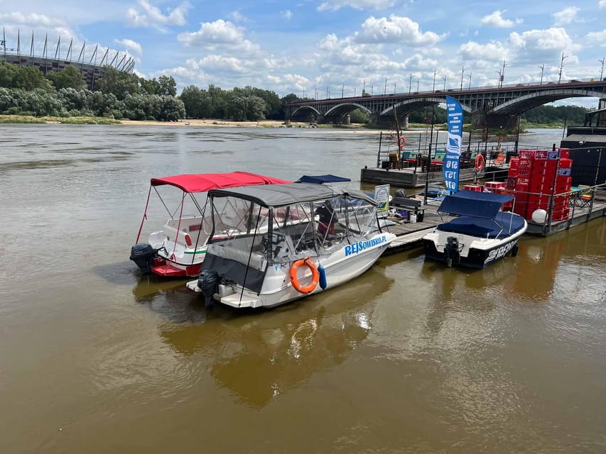 Warsaw: Vistula River Cruise with Your Music & City Views - The skipper, conversation, and your own soundtrack