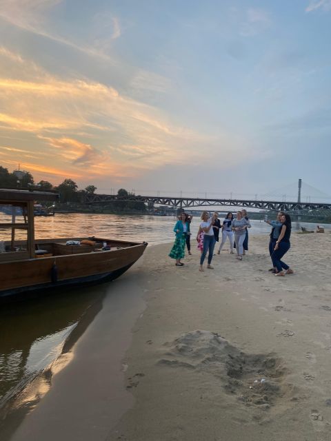 Warsaw: Vistula River Sunset Cruise with Welcome Drink - The Galar Wiślany: small, wooden, and ready for changing weather