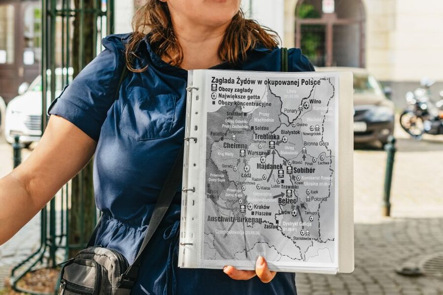 Warsaw: Warsaw Ghetto Private Walking Tour with Hotel Pickup - Is $84 per person good value?