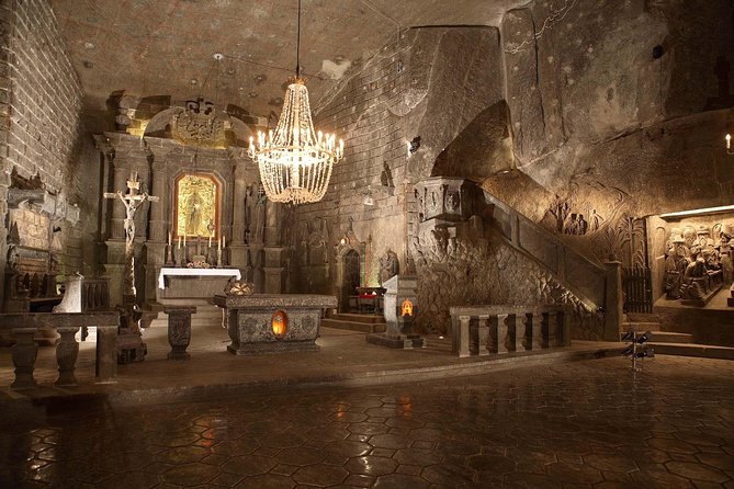 Wieliczka Salt Mine Guided Tour Skip the Line Ticket - Descending 380 steps at the start