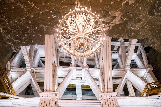 Wieliczka Salt Mine Guided Tour Skip the Line Ticket - What you see during the two-and-a-half-hour route