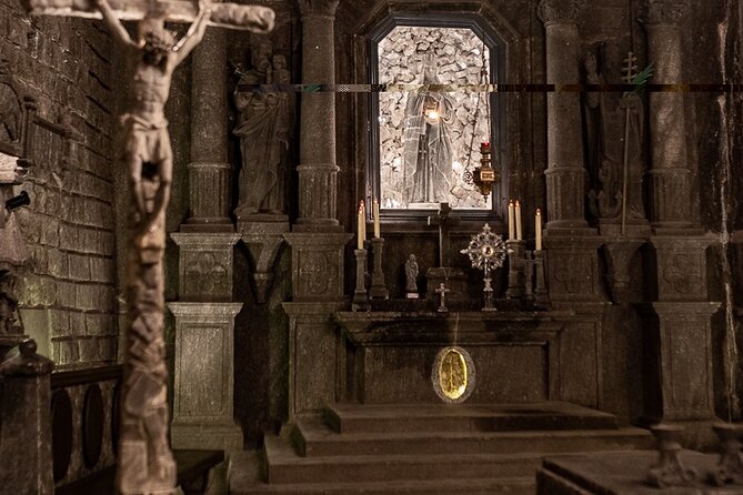 Wieliczka Salt Mine Guided Tour + Ticket & Transfer from Krakow - What to wear and what to leave behind