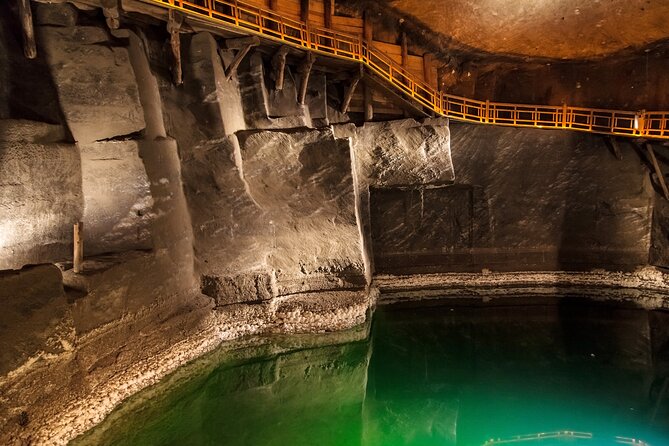 Wieliczka Salt Mine Skip the Queue Ticket - How much does the guide affect the visit?