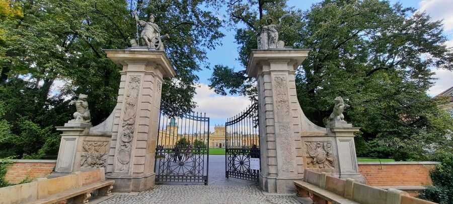 Wilanów Palace: 2-Hour Guided Tour with Entrance Tickets - Meeting at St. Anne’s Belfry