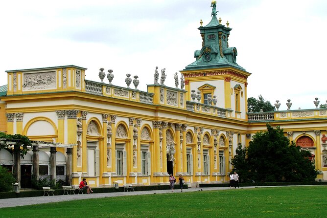 Wilanów Royal Palace + Polish Vodka Museum: SMALL GROUP /inc. Pick-up/ - Wilanów Palace: rooms built for a king
