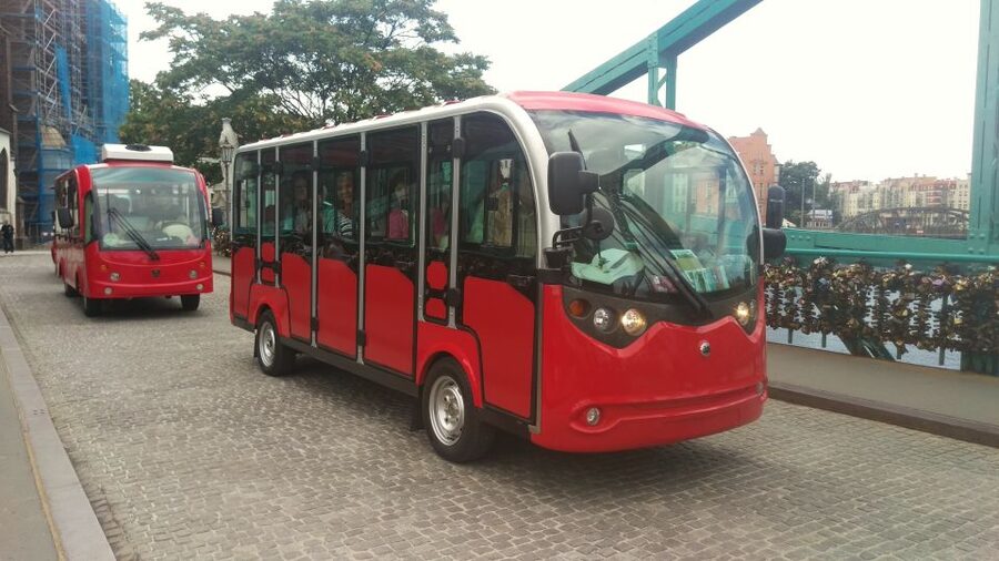 Wroclaw: 2-Hour Tour by Electric Car with a driver-guide - What this private Wroclaw tour is really for