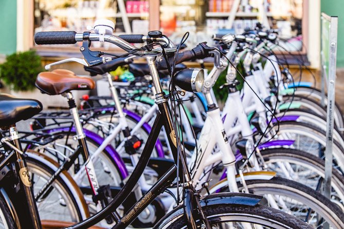 Wroclaw: 3-Hour Bike Tour in English - Guide quality matters more than the route map