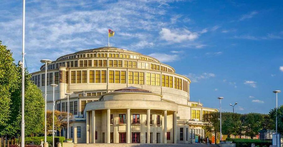 Wrocław Centennial Hall and Surroundings Private Tour UNESCO - Iglica and the Four Domes Pavilion