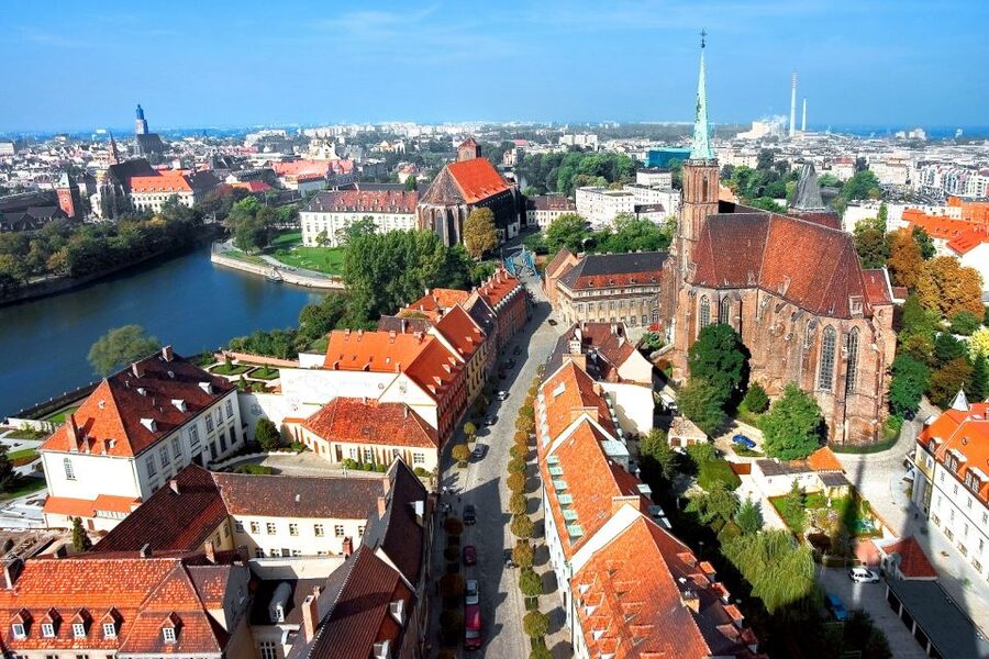 Wroclaw: City of 100 Bridges 4-Hour Private City Tour - Wroclaw University and Aula Leopoldinum