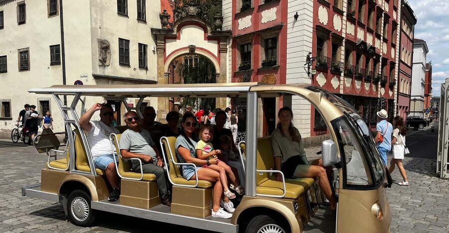 Wroclaw: City Tour Sightseeing By Golf Cart Shared Or Privat - Key points to know before booking