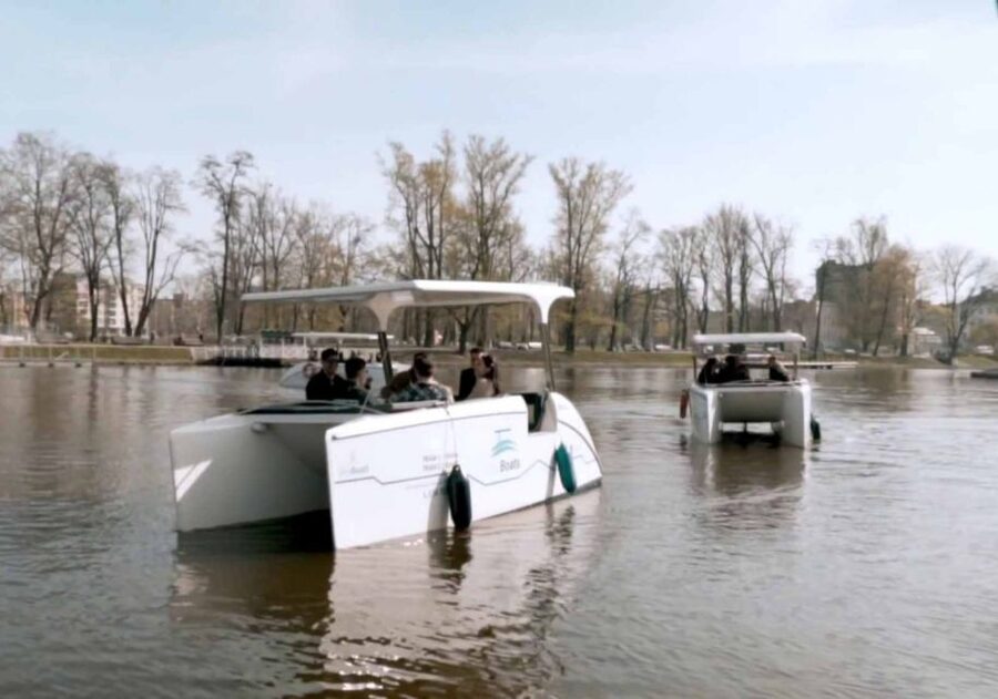 Wroclaw: City Walk and Cruise by Luxury Solar Catamaran - Cathedral views from the water
