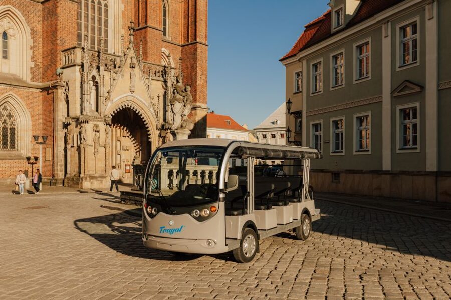 Wroclaw: E-Car Tour and Audio Guide - Why an electric van works well in Wrocław