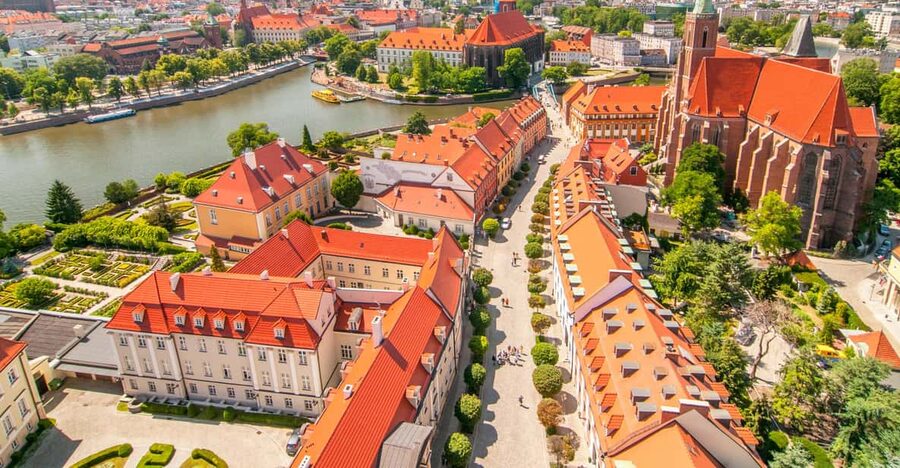 Wroclaw: Guided City Walk - Following medieval streets shaped by merchants and guilds