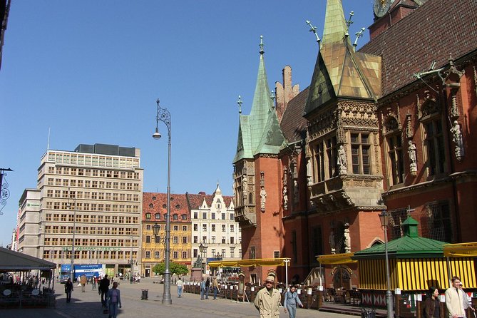 Wroclaw Private Guided Tour SHORT AND PROFESSIONAL. 2 pcs., 1 - 9 pers. - Wroclaw University and the Fencer Fountain