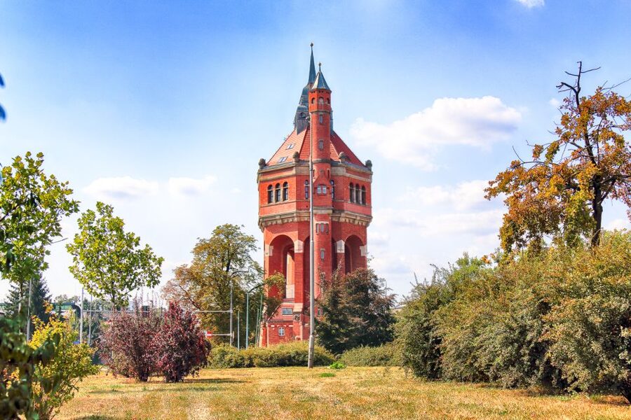 Wroclaw: Private Old Town Guided Walking Tour (2 hours) - The Oder Promenade and a Flexible Finish