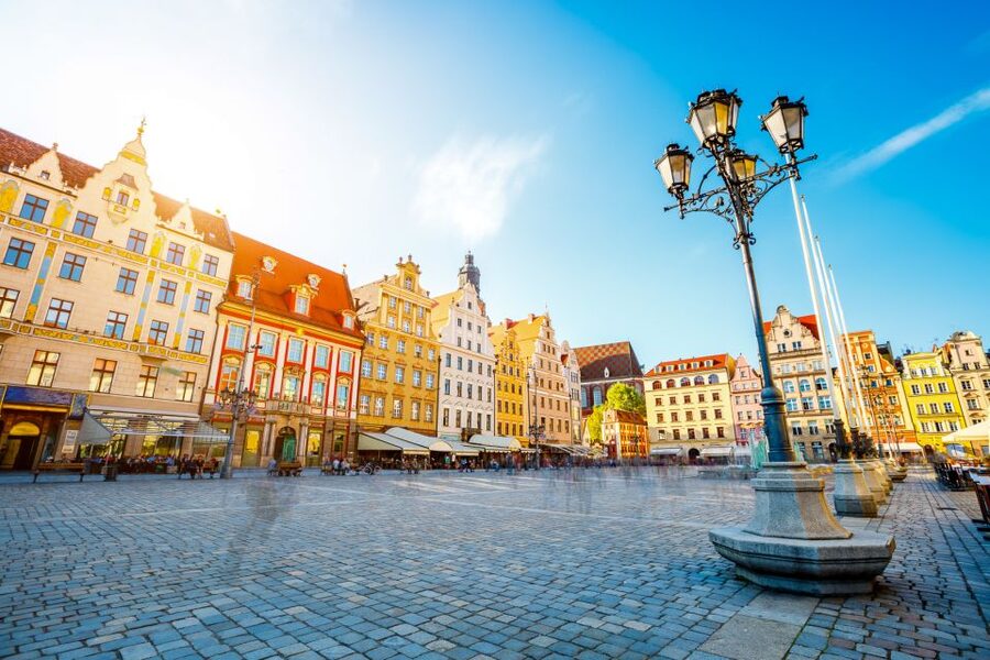 Wroclaw: Private Old Town Guided Walking Tour (2 hours) - University of Wroclaw and the Fontanna Szermierza