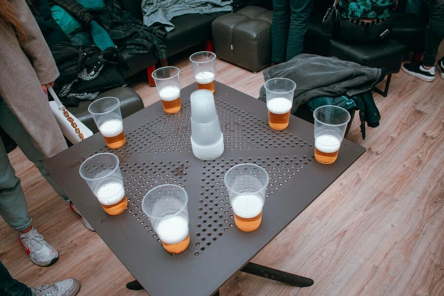 Wroclaw: Pub Crawl with Unlimited Drinks and VIP Club Entry - Meeting at The Pillory Statue at 9:45 PM