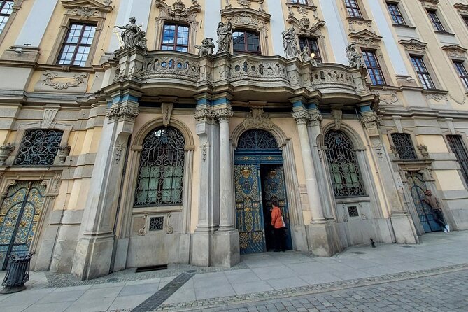 Wrocław’s Old Town: A Self-Guided History Tour - Sand Bridge and the Oder River