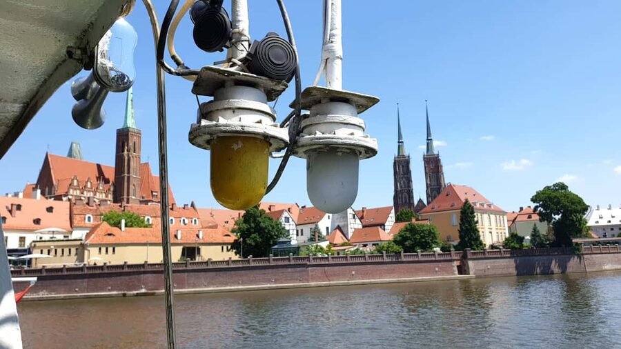 Wrocław: Short City Walk and Boat-Cruise - What the price really gives you